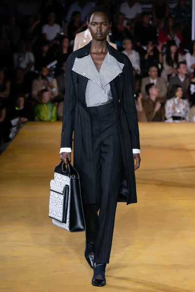 Look 41